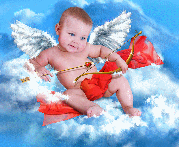 Малыш ангел с луком и стрелой